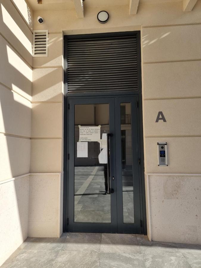Fantastic New Centre Apartment Подгорица Екстериор снимка