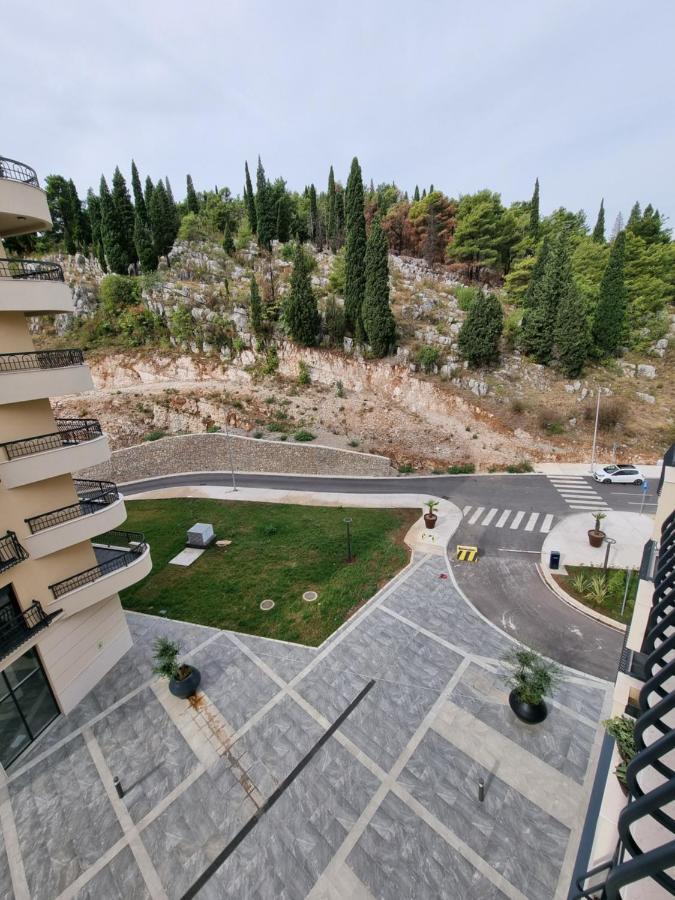 Fantastic New Centre Apartment Подгорица Екстериор снимка